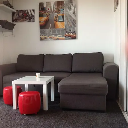 Résidence Cap Horn ,13 Ter Avenue Des élysées *