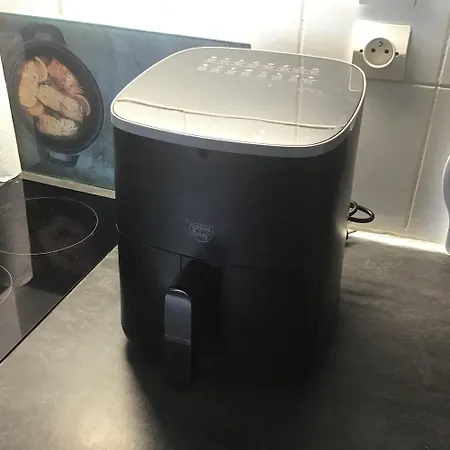 Cap Horn ,13 Ter Avenue Des Elysees *